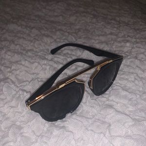 Women’s sunglasses